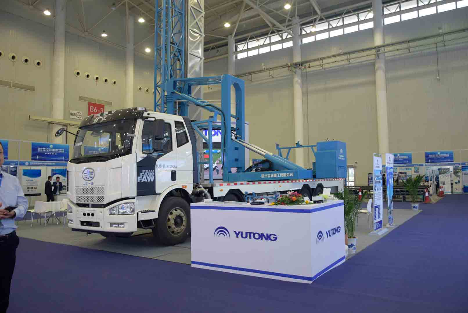 亿万先生MR桥检车，让中国桥梁更安全！